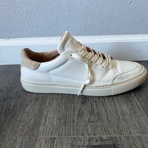 Hirundo off white sneakers